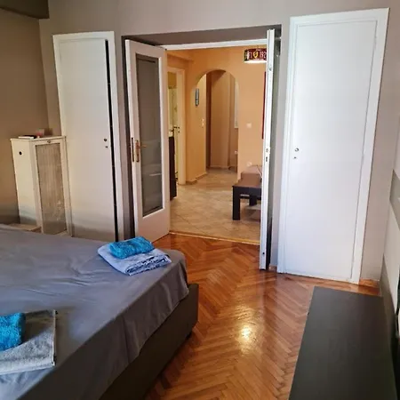 Full-apartment-near-athens-center * Athens