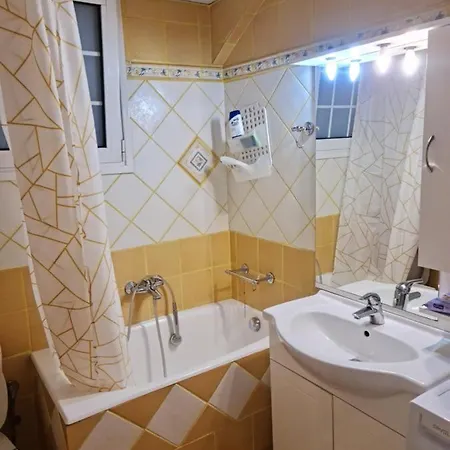 Appartamento Full-apartment-near-athens-center Atene